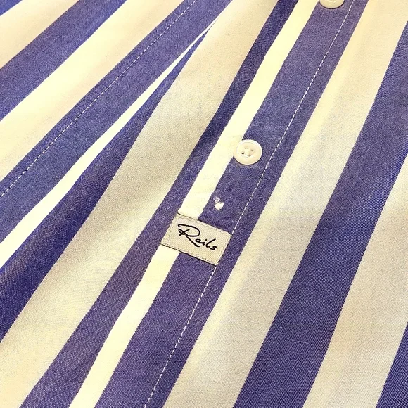 Rails Hayden adelaide stripe button down shirt sz M blue & white striped - Picture 6 of 11